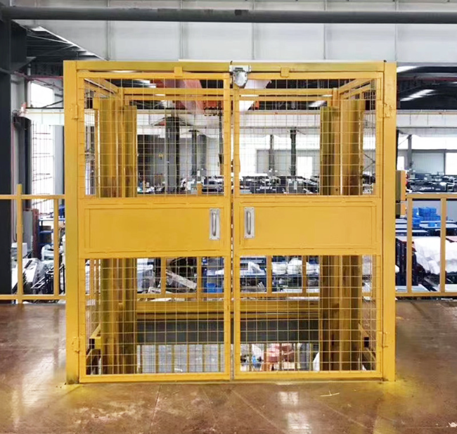 苏州智能导轨式升降机亮相