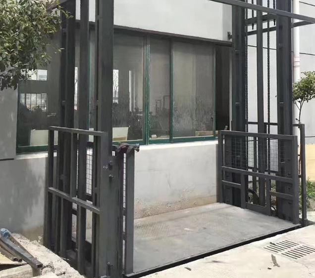 苏州导轨式施工升降机助力民生工程提速增效